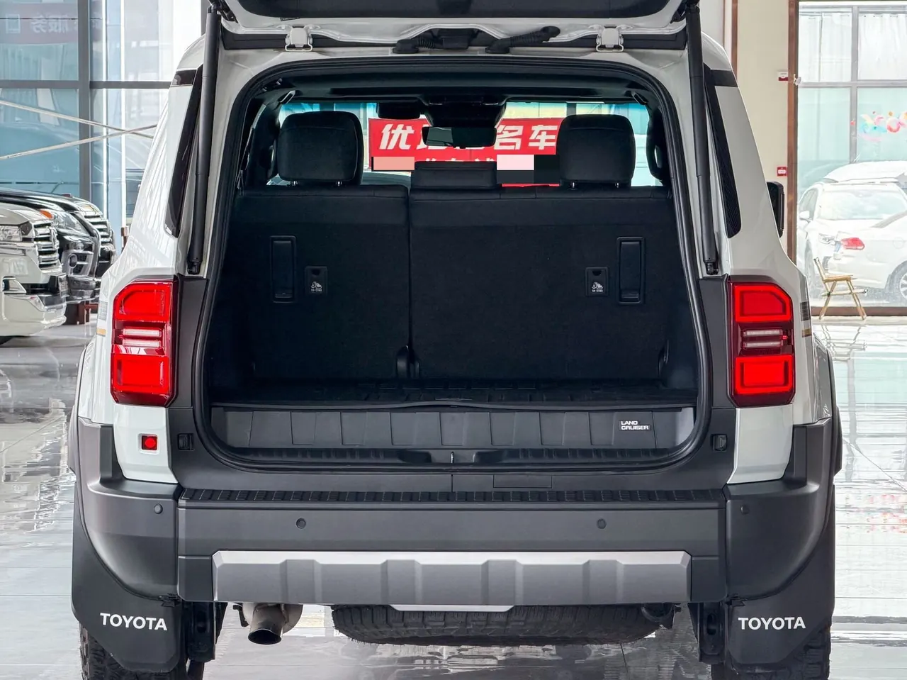 Toyota 2025 Prado HEV 2.4T Wild WX Edition 5-seat Automatic Gear 4