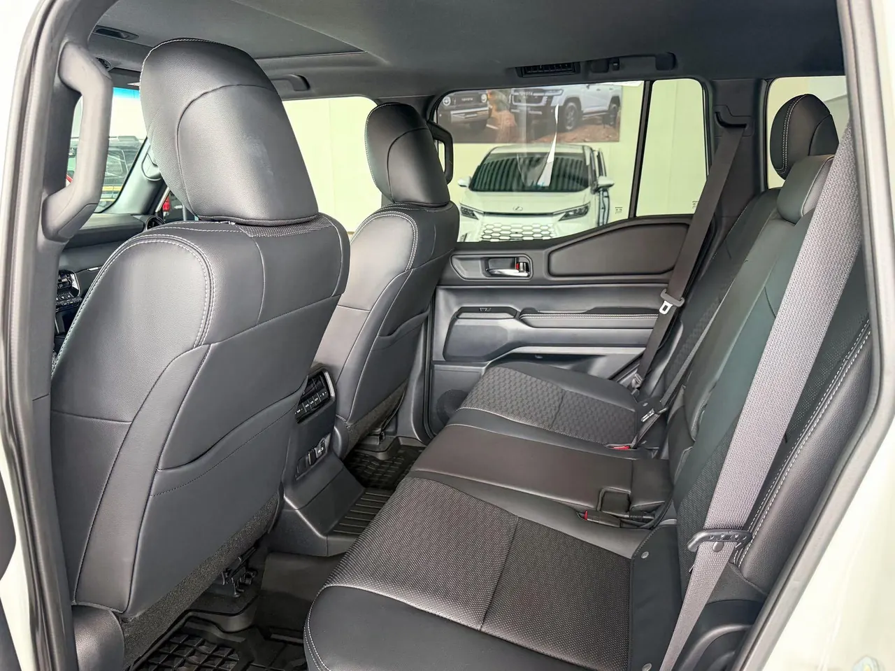 Toyota 2025 Prado HEV 2.4T Wild WX Edition 5-seat Automatic Gear 5