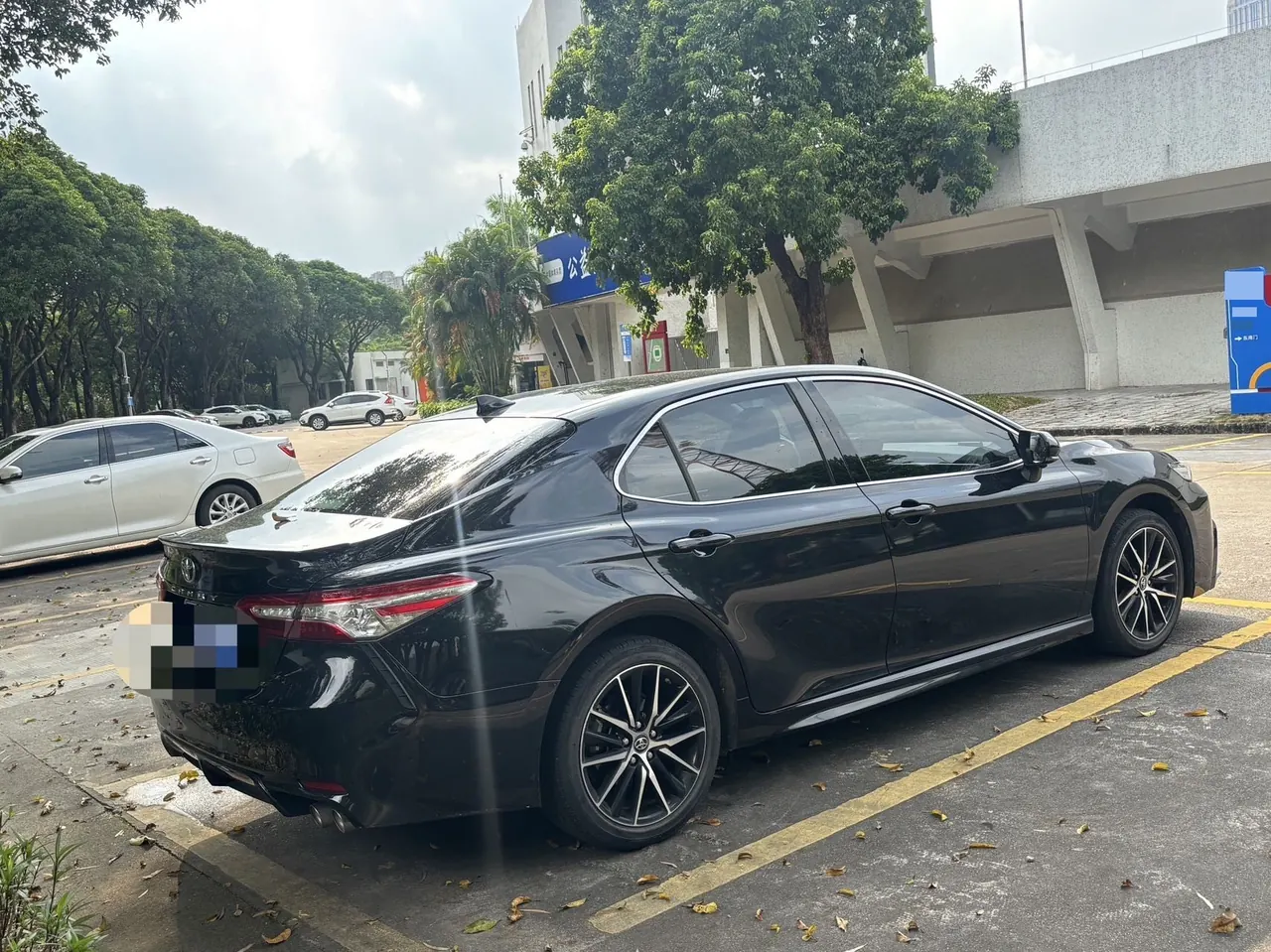 Toyota 2021 Camry 2.5S Front Edition Automatic Gear 2