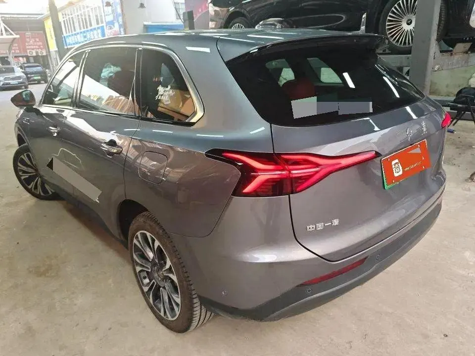 HongQi 2026 HS6 PHEV 1.5T 220 Four-wheel Drive Smart Hybrid Automatic Gear 3