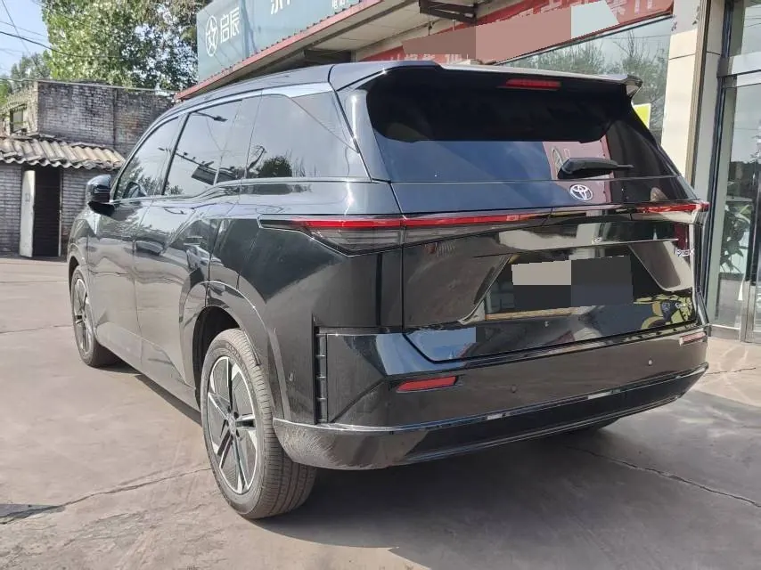 Toyota 2026 Platinum Intelligence 3X 520 Pro Automatic Gear 3