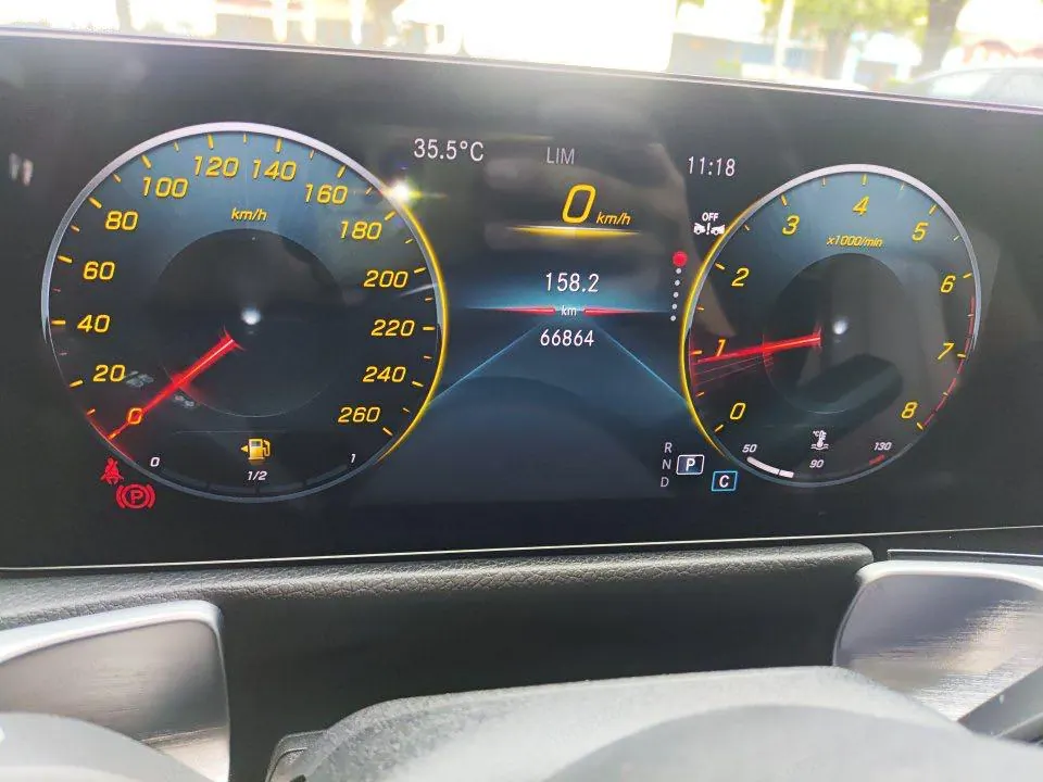 Mercedes Benz 2021 GLB 180 1.3T Dynamic Automatic 10