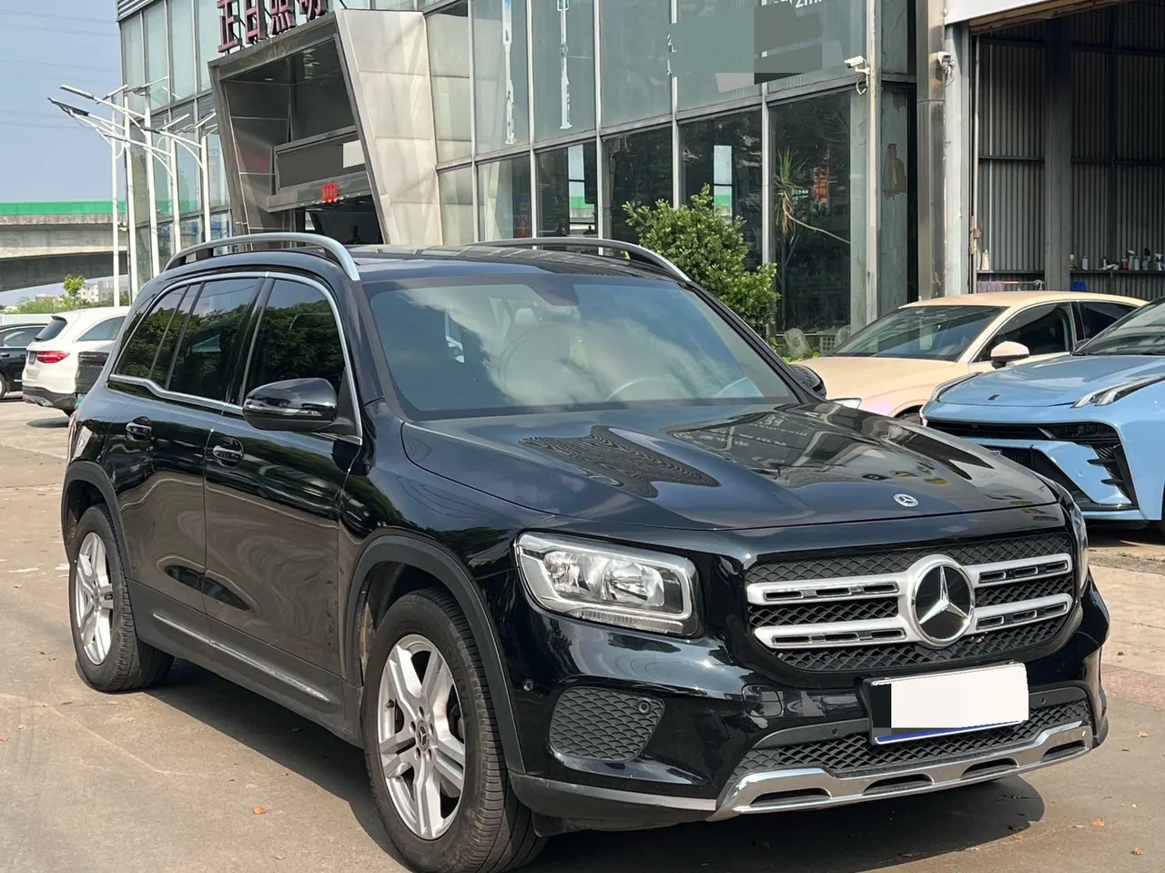 Mercedes Benz 2021 GLB 180 1.3T Dynamic Automatic 3