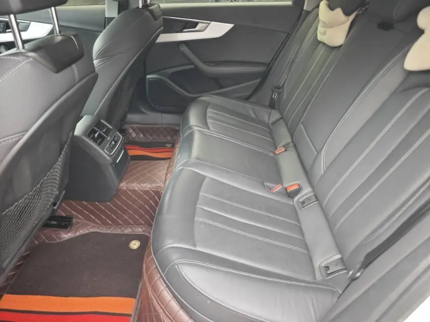 Audi 2022 A4L 2.0TFSI 40TFSI Deluxe Dynamic Automatic 3
