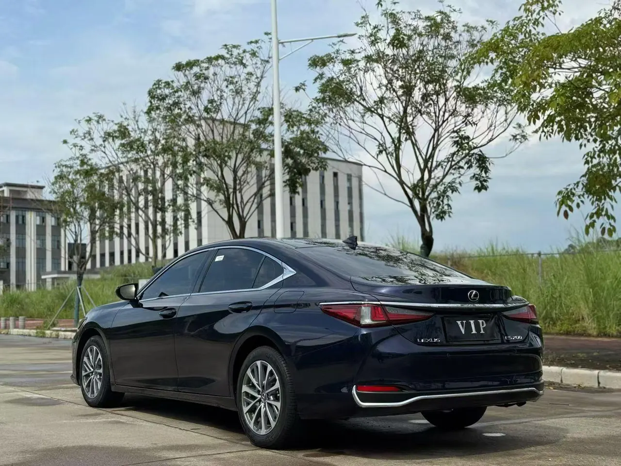 Lexus ES (Imported) 2022 ES200 2.0 Stepless Premium Edition Automatic Gear 5