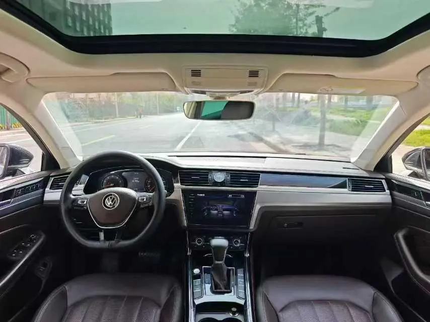 Volkswagen 2021 Huiang 2.0TSI 380TSI Deluxe Edition Automatic Gear 5