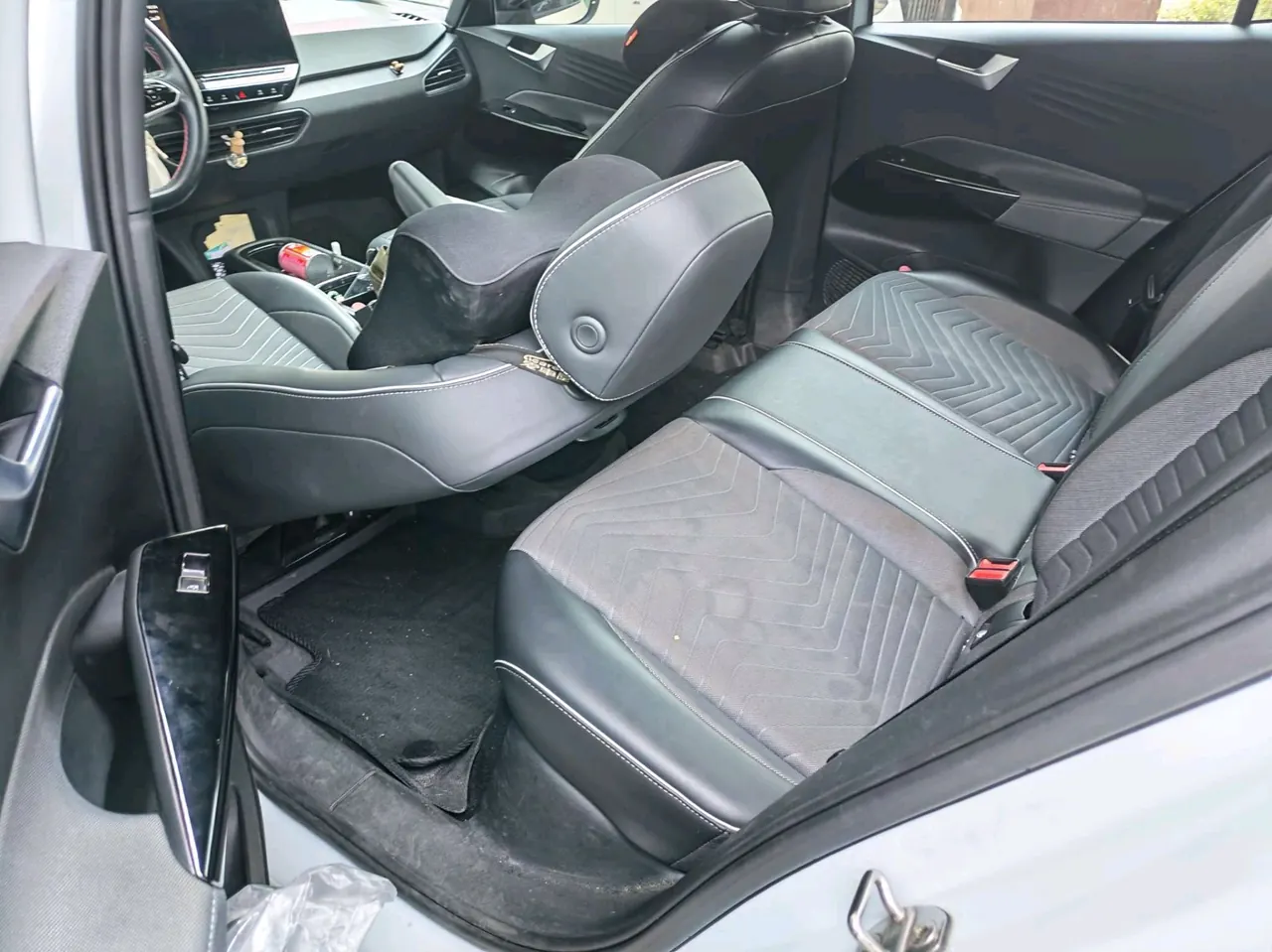 Volkswagen 2022 ID. 3 Pure pure version automatic gear 11