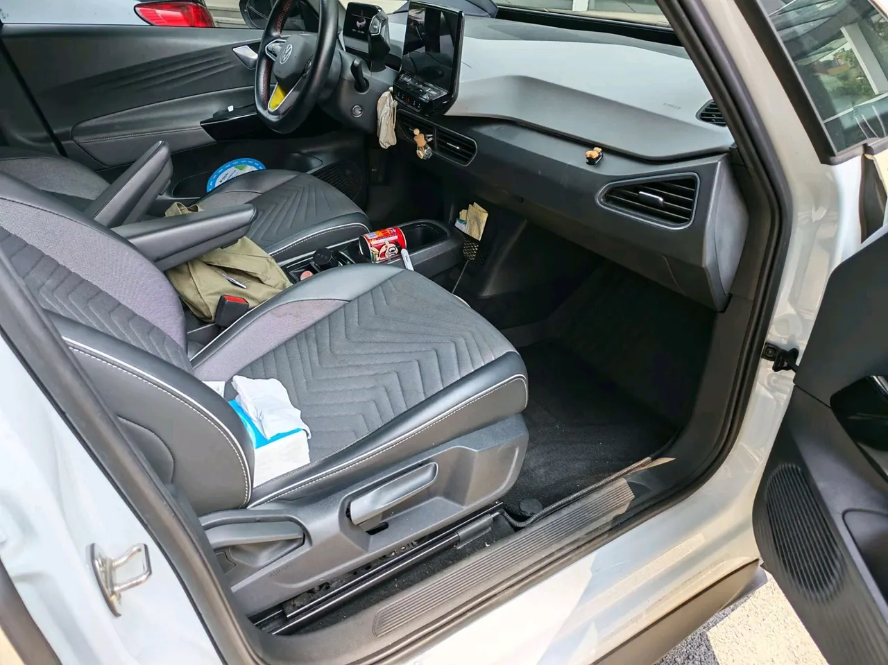 Volkswagen 2022 ID. 3 Pure pure version automatic gear 12