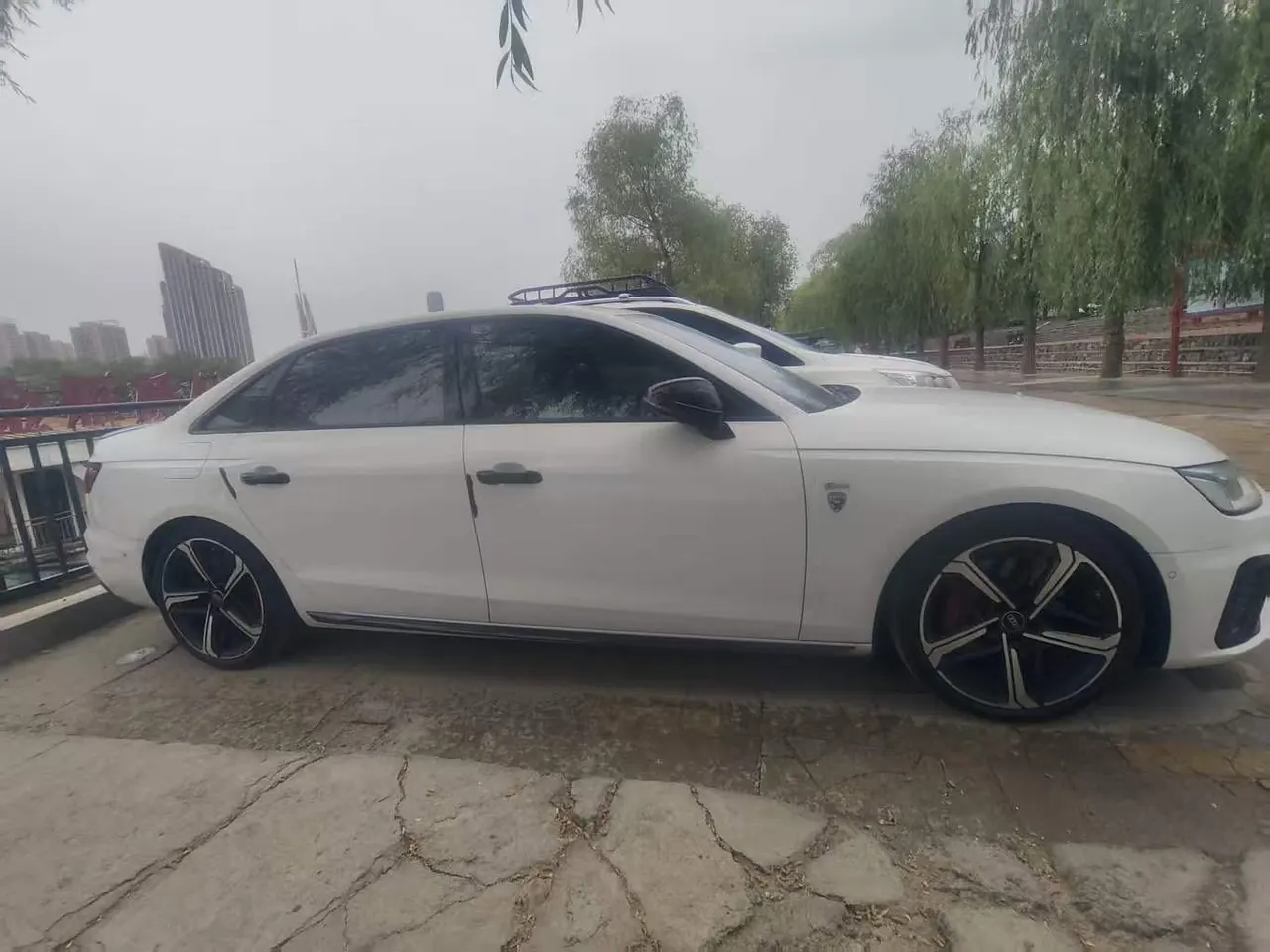Audi 2022 A4L 2.0TFSI 45TFSI Quattro Selected Dynamic Automatic 3