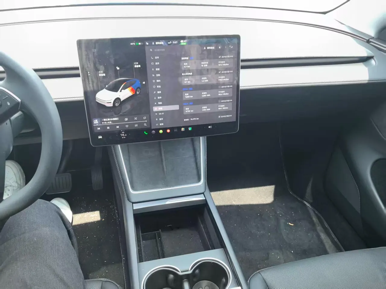 Tesla 2025 Model Y Long Range All-Wheel Drive Launch Edition Automatic Transmission 9