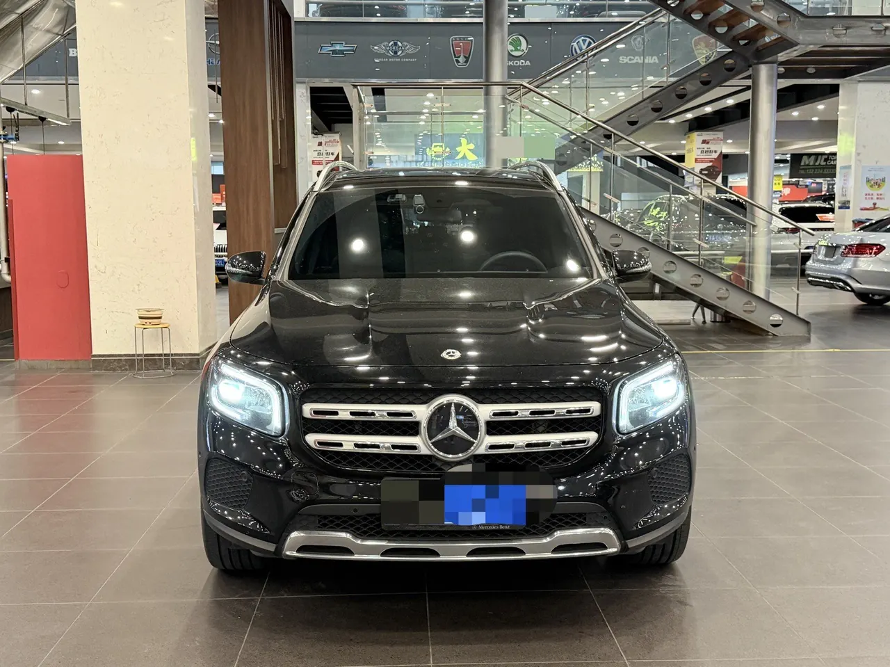 Mercedes Benz 2021 GLB 200 1.3T Fashion Automatic 3