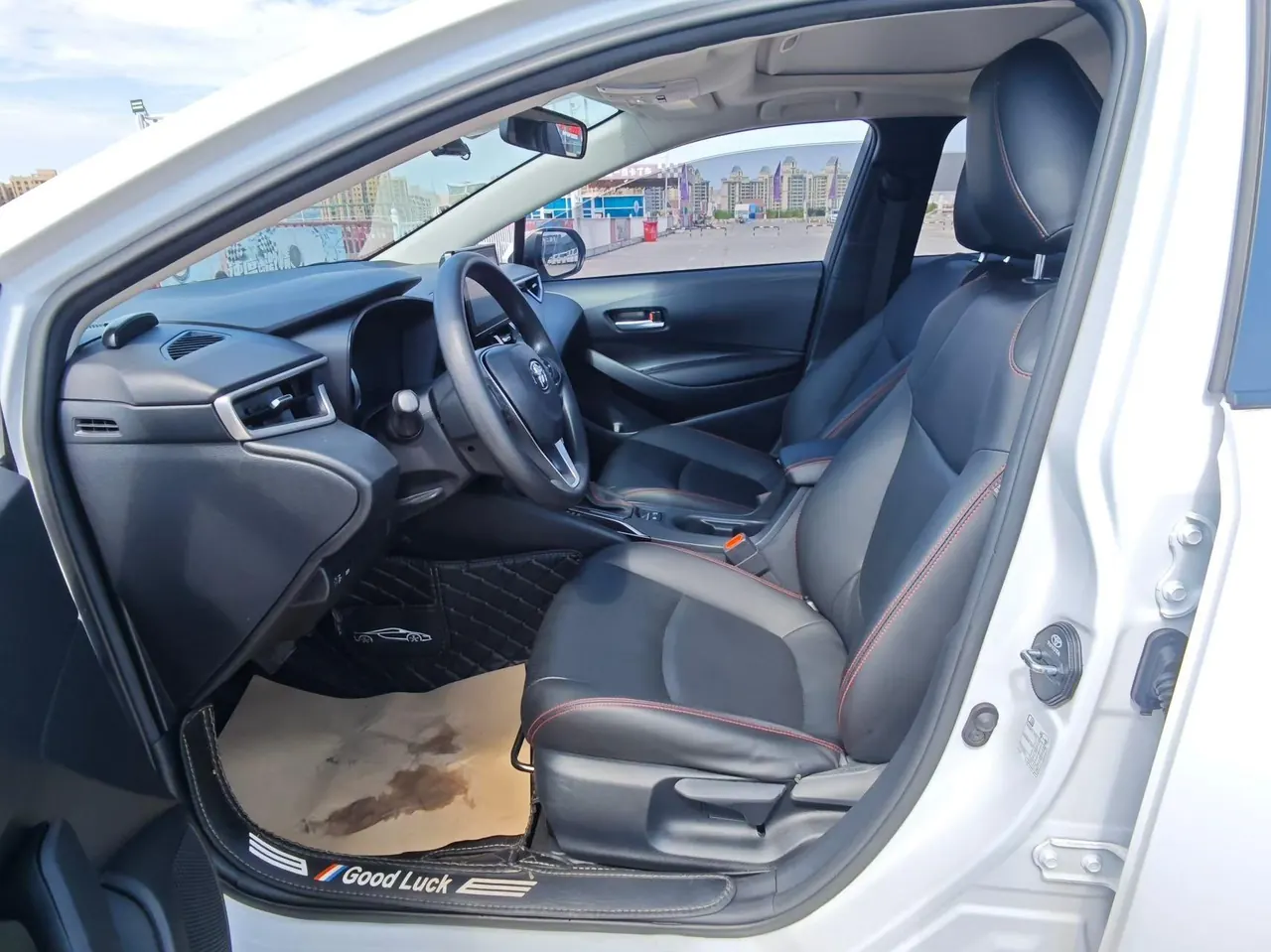 Toyota 2021 corolla 1.2T stepless elite PLUS version of automatic gear 4