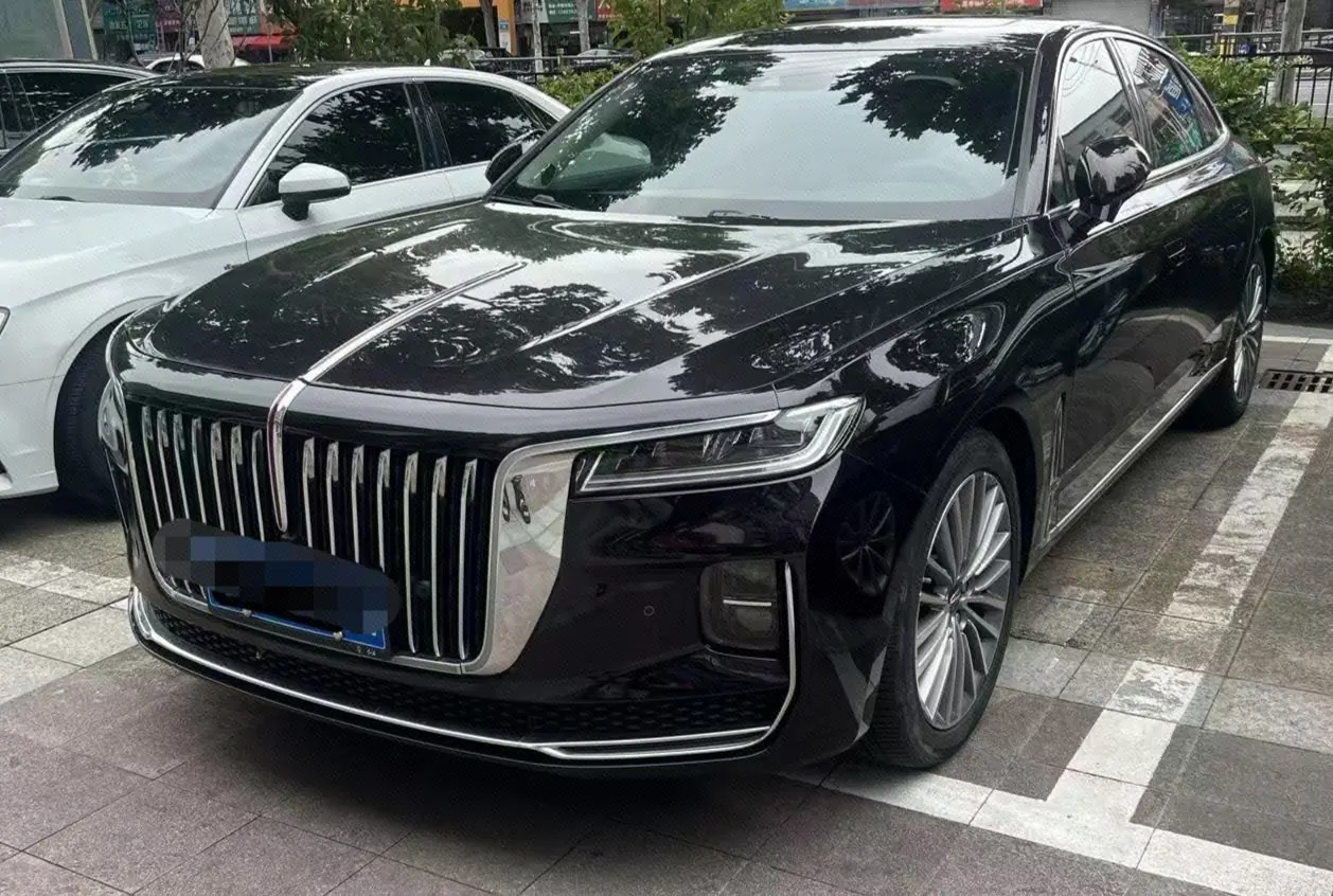 Open image lightbox: HongQi 2022 H9 48V 2.0T Zhilian Flag Edition Automatic Gear