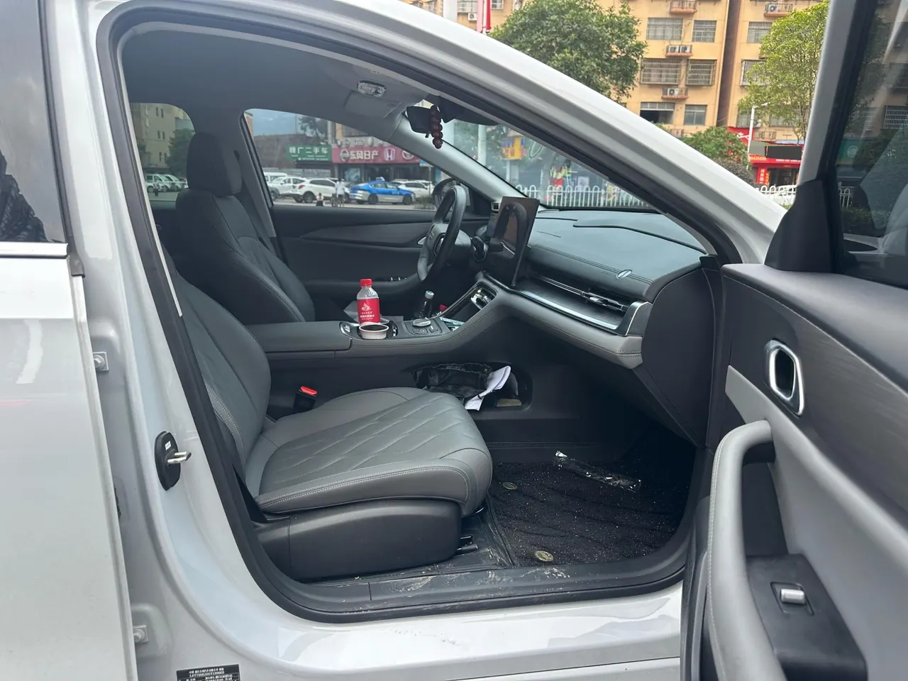 Geely Galaxy 2025 A7 EM-i 1.5 70km sailing version of automatic gear 9