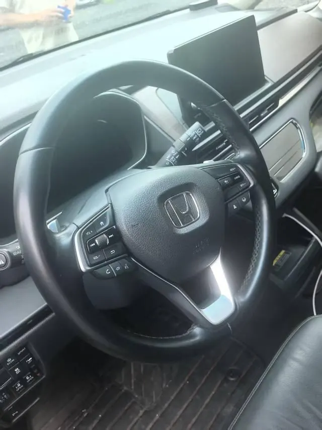 Honda 2022 Odyssey Hybrid 2.0 Stepless Sharp and Glory Edition Automatic Gear 4