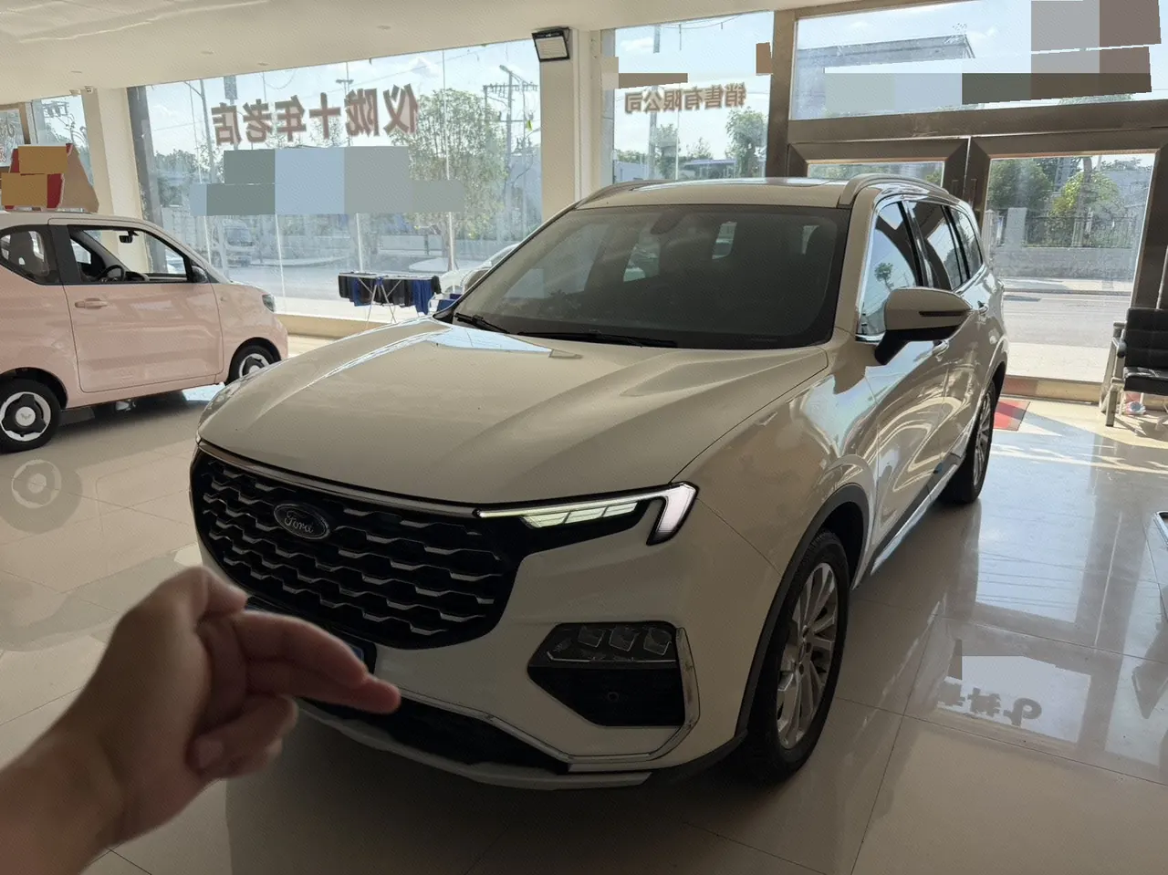 打开图片灯箱:Ford 2021 Lingyu 2.0T EcoBoost 225 Platinum Collar 7-seat Automatic Gear