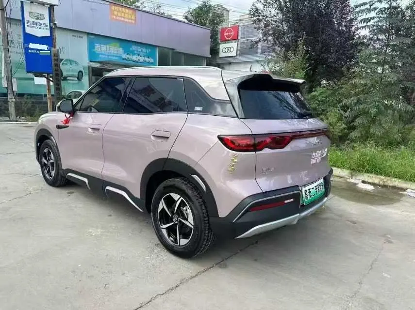 BYD 2025 Yuan UP Smart Driving 401KM Vital Automatic Gear 2