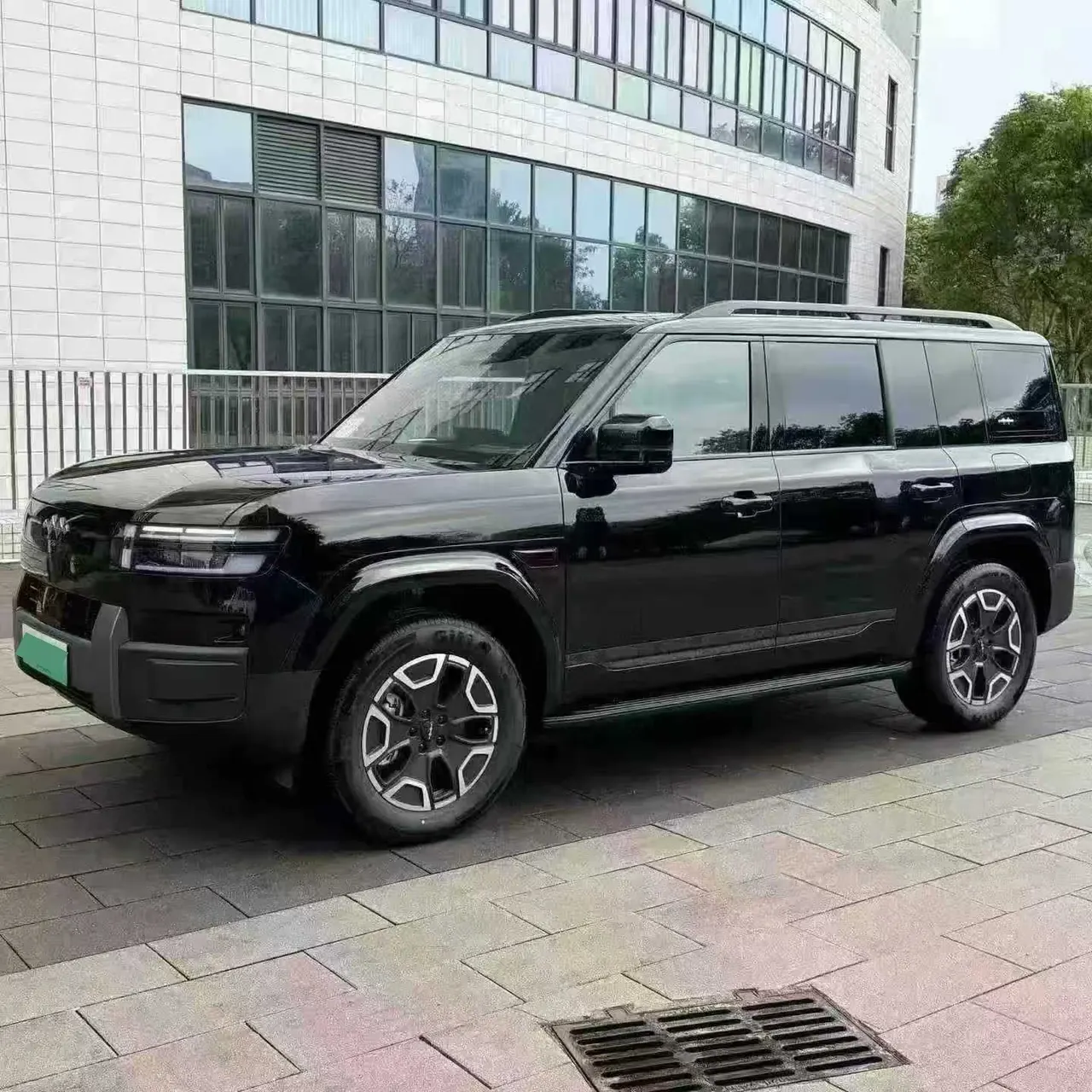 FangChengBao 2025 titanium 7 1.5T stepless 190KM four-wheel drive Ultra version of automatic gear 2