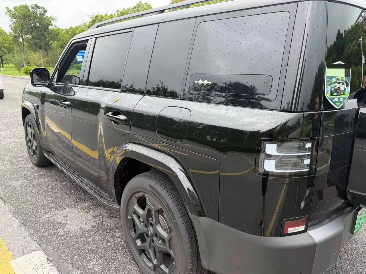 FangChengBao 2025 titanium 7 1.5T stepless 190KM four-wheel drive Ultra version of automatic gear 4