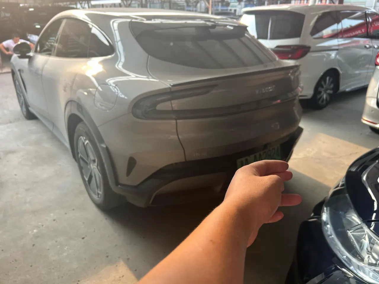 MI 2025 YU7 Long Endurance Rear Drive Automatic Gear 4