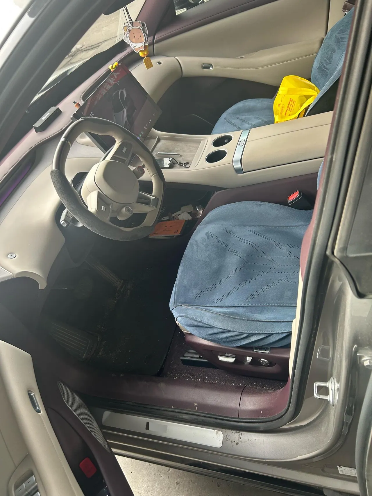 MI 2025 YU7 Long Endurance Rear Drive Automatic Gear 5