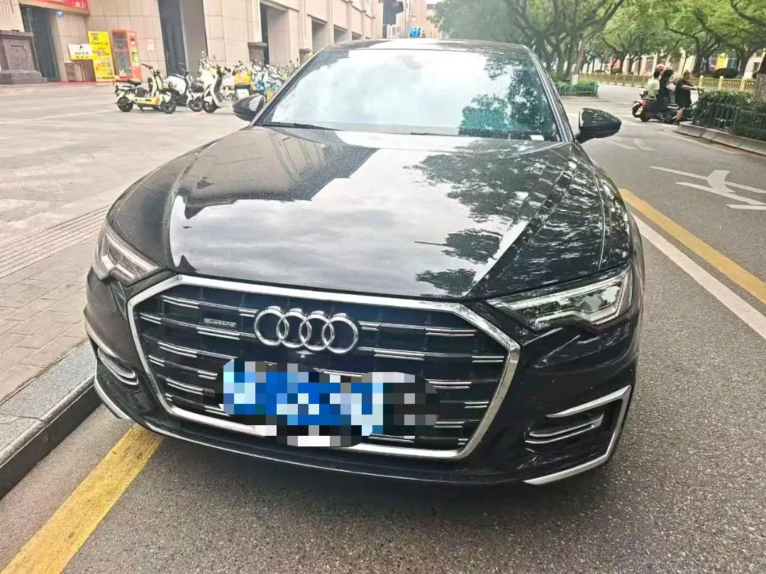 Audi 2025 A6L 2.0TFSI 45TFSI Quattro Selected Dynamic Automatic 2
