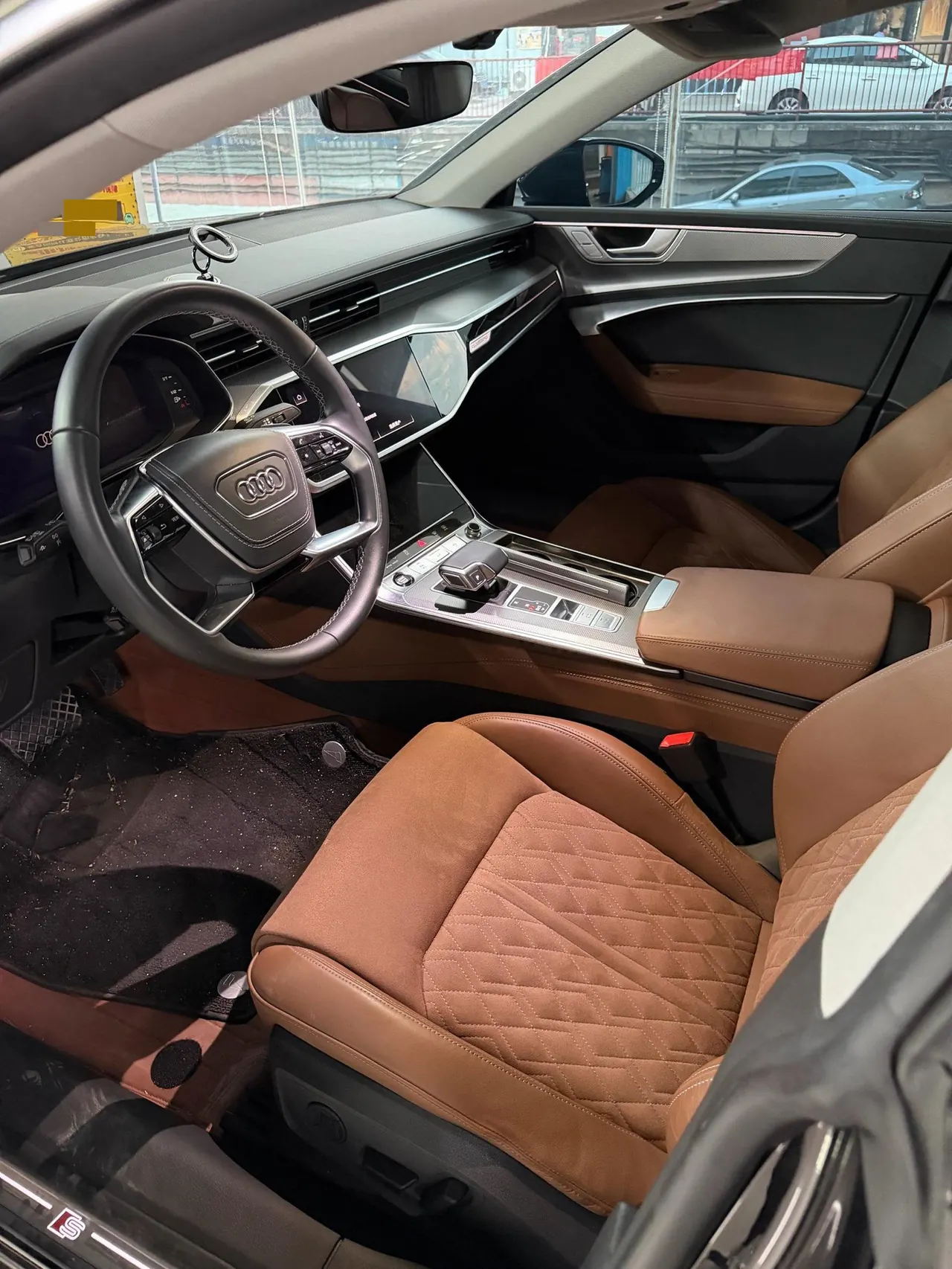 Audi 2025 A7L 2.0TFSI 45TFSI Quattro Luxury Automatic 2