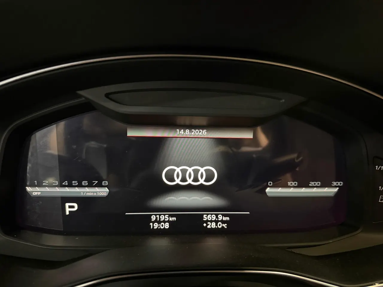Audi 2025 A7L 2.0TFSI 45TFSI Quattro Luxury Automatic 5