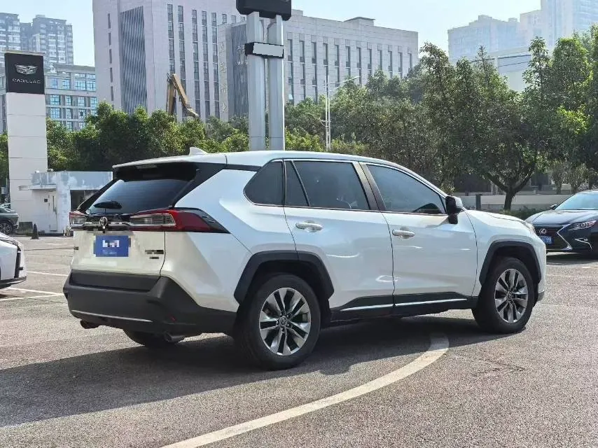 Toyota 2022 Wilanda 2.0 Stepless Four-wheel Drive Luxury PLUS Edition Automatic Gear 6