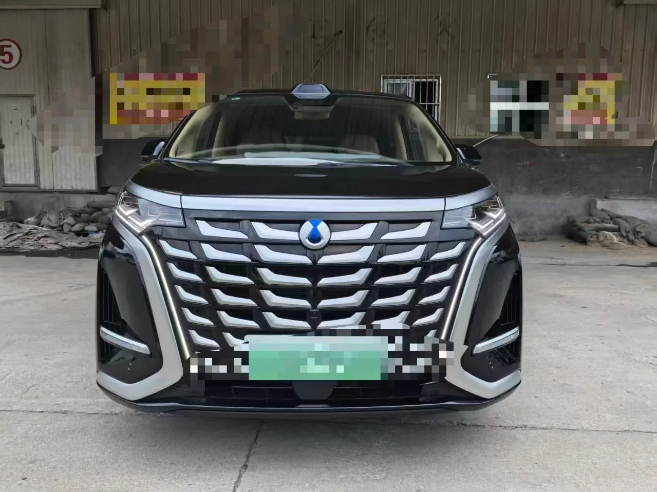 Denza 2025 Denza D9 DM-i 1.5T stepless intelligent driving version 1020 four-wheel drive flagship automatic gear 2