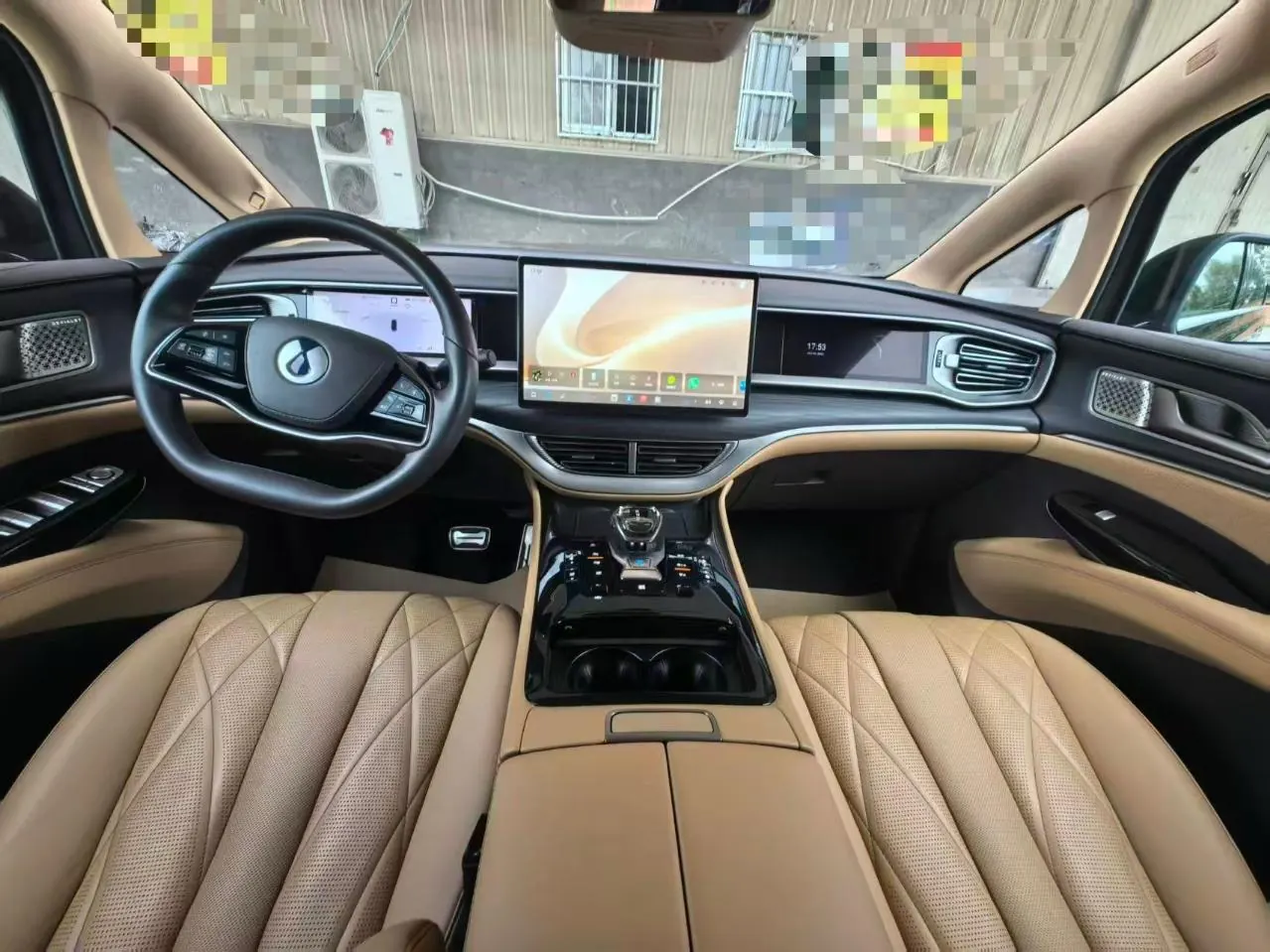 Denza 2025 Denza D9 DM-i 1.5T stepless intelligent driving version 1020 four-wheel drive flagship automatic gear 7