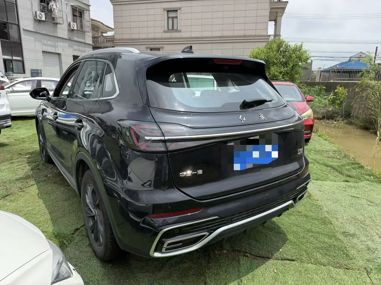 HongQi 2025 HS5 2.0T Two-wheel Drive 600000 Commemorative Automatic Gear 4