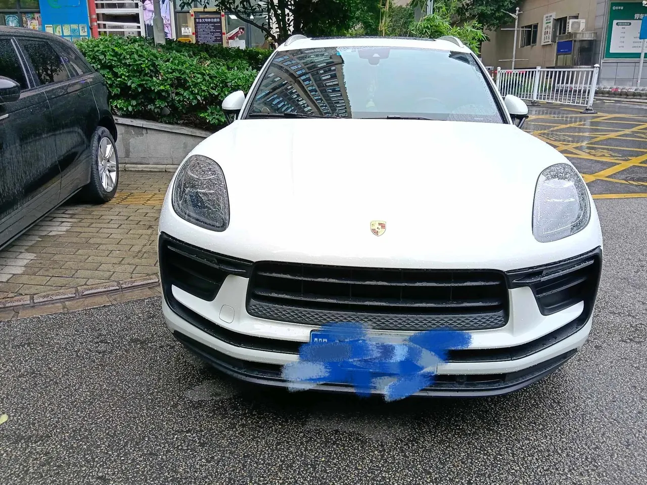 Porsche Macan (Imported) 2023 Macan 2.0T Automatic Gear 2