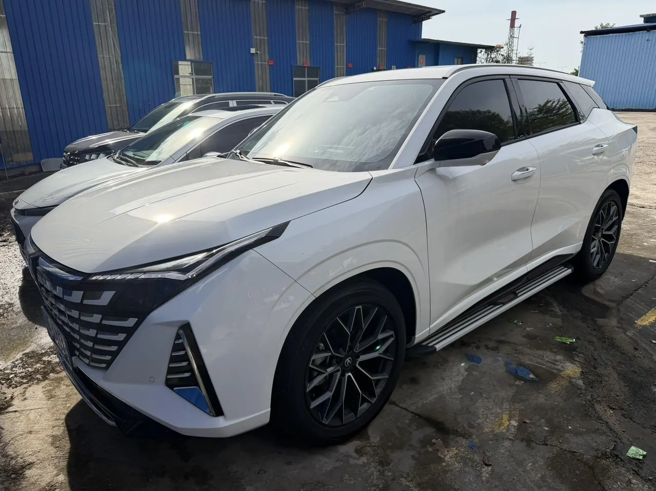 Open image lightbox: ChangAn 2025 UNI-Z 1.5T honorable automatic gear