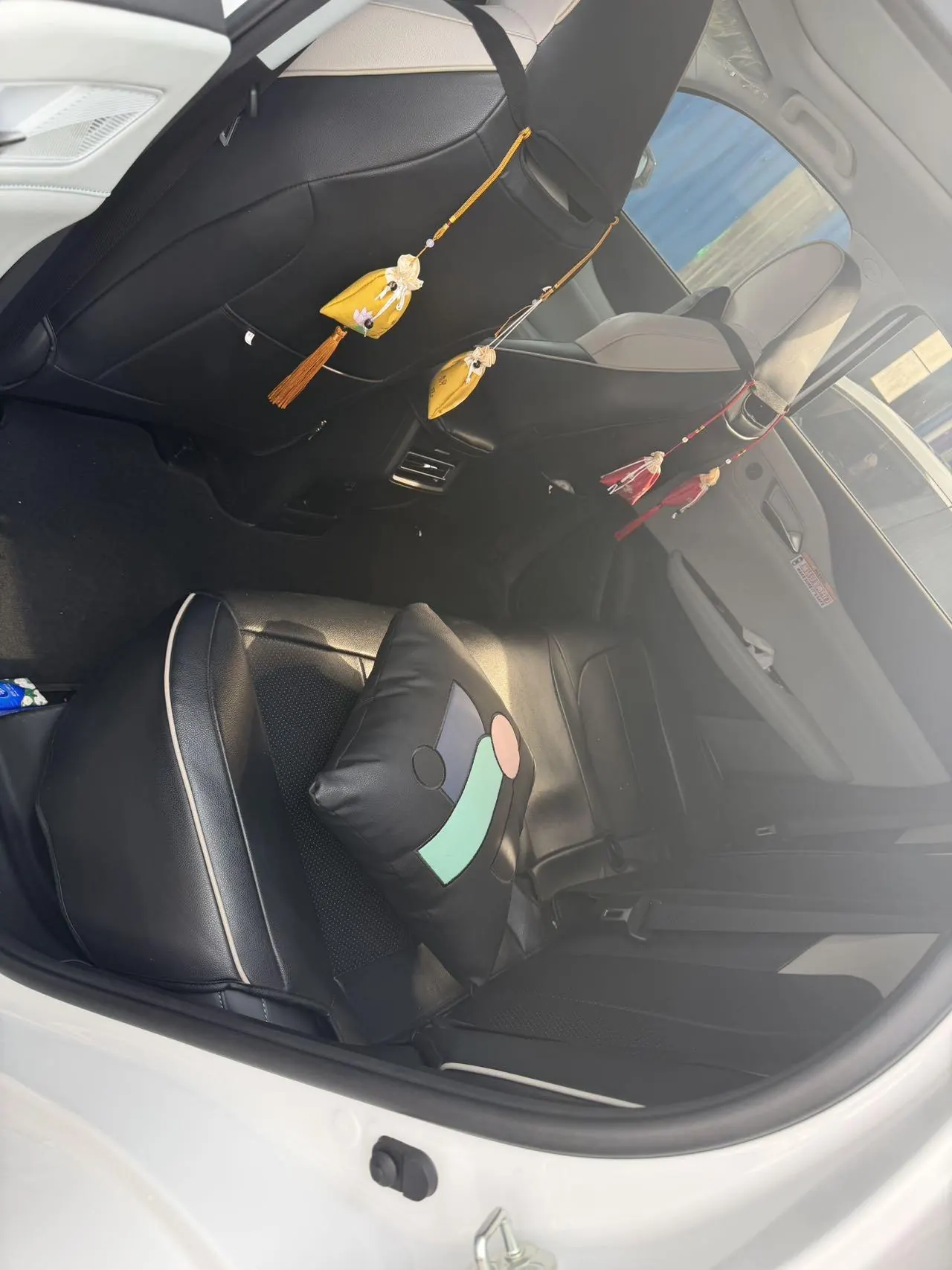 ChangAn 2025 UNI-Z 1.5T honorable automatic gear 3