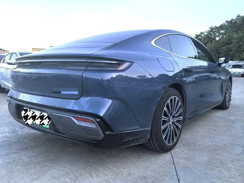 Geely Galaxy 2025 Xingyao 8 EM-P 1.5T 130km Starship Edition Automatic Gear 3