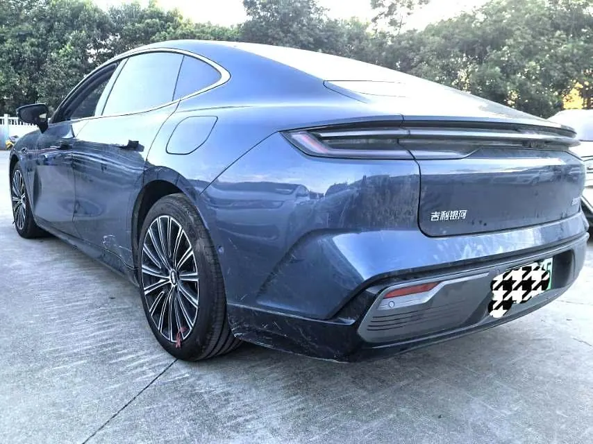 Geely Galaxy 2025 Xingyao 8 EM-P 1.5T 130km Starship Edition Automatic Gear 4