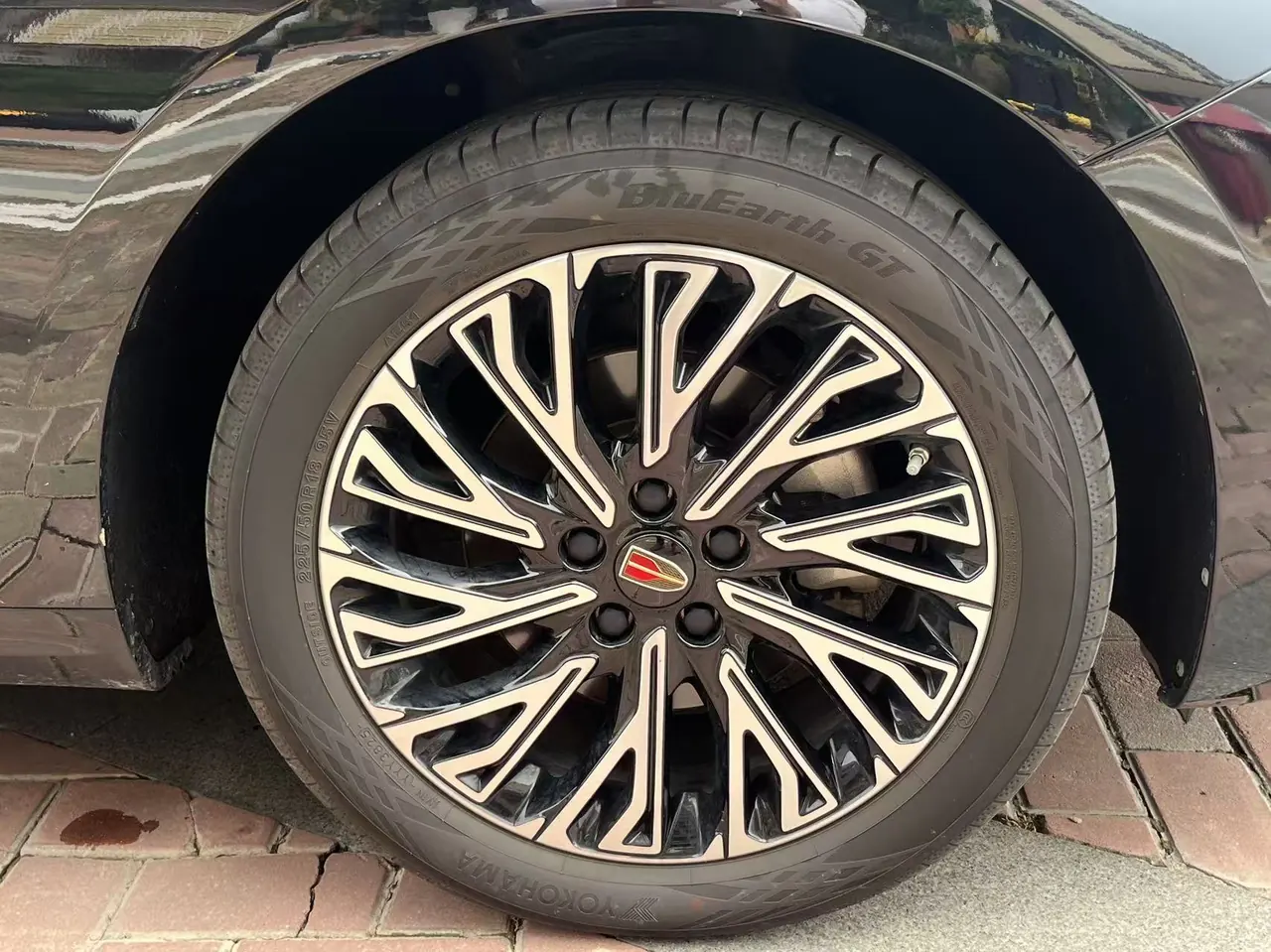 HongQi 2022 H5 48V 1.8TD Zhilian Qi Chang Edition Automatic Gear 17