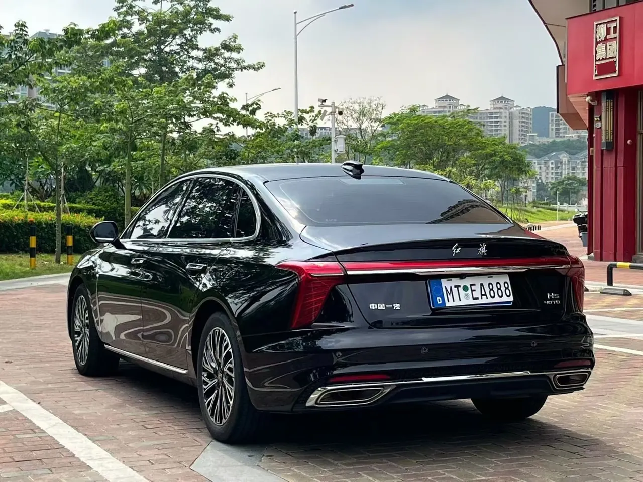 HongQi 2022 H5 48V 1.8TD Zhilian Qi Chang Edition Automatic Gear 9