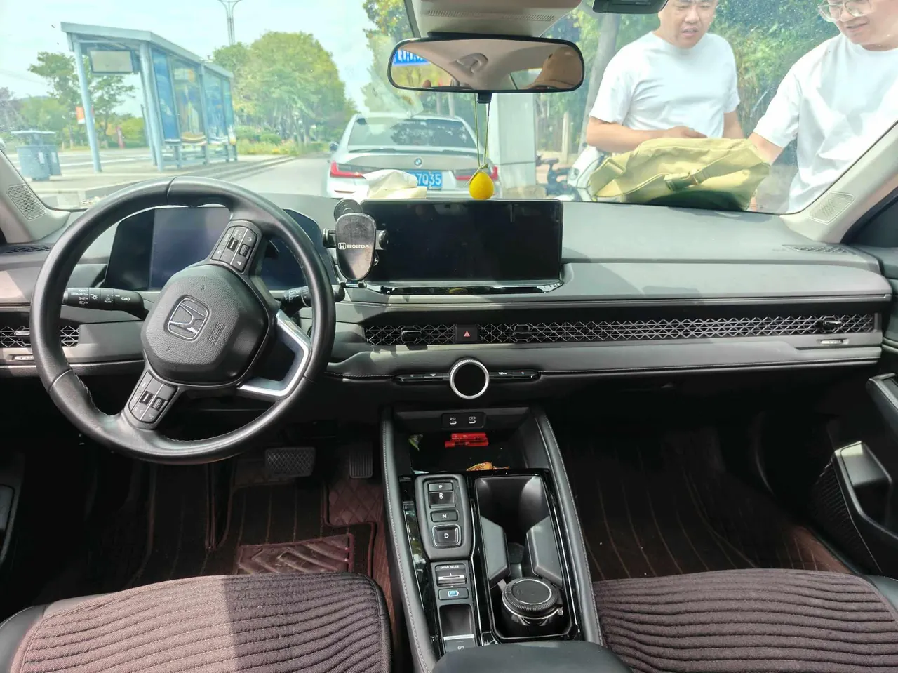 Honda Accord New Energy 2023 11th Generation Accord e:PHEV 2.0 Stepless Deluxe Automatic Gear 8