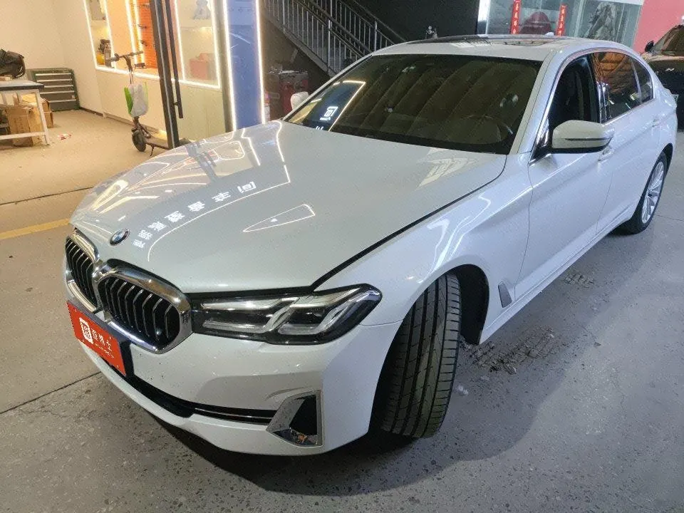 Open image lightbox: BMW 5 Series 2022 525Li 2.0T Luxury Suit (Modified) Automatic Gear