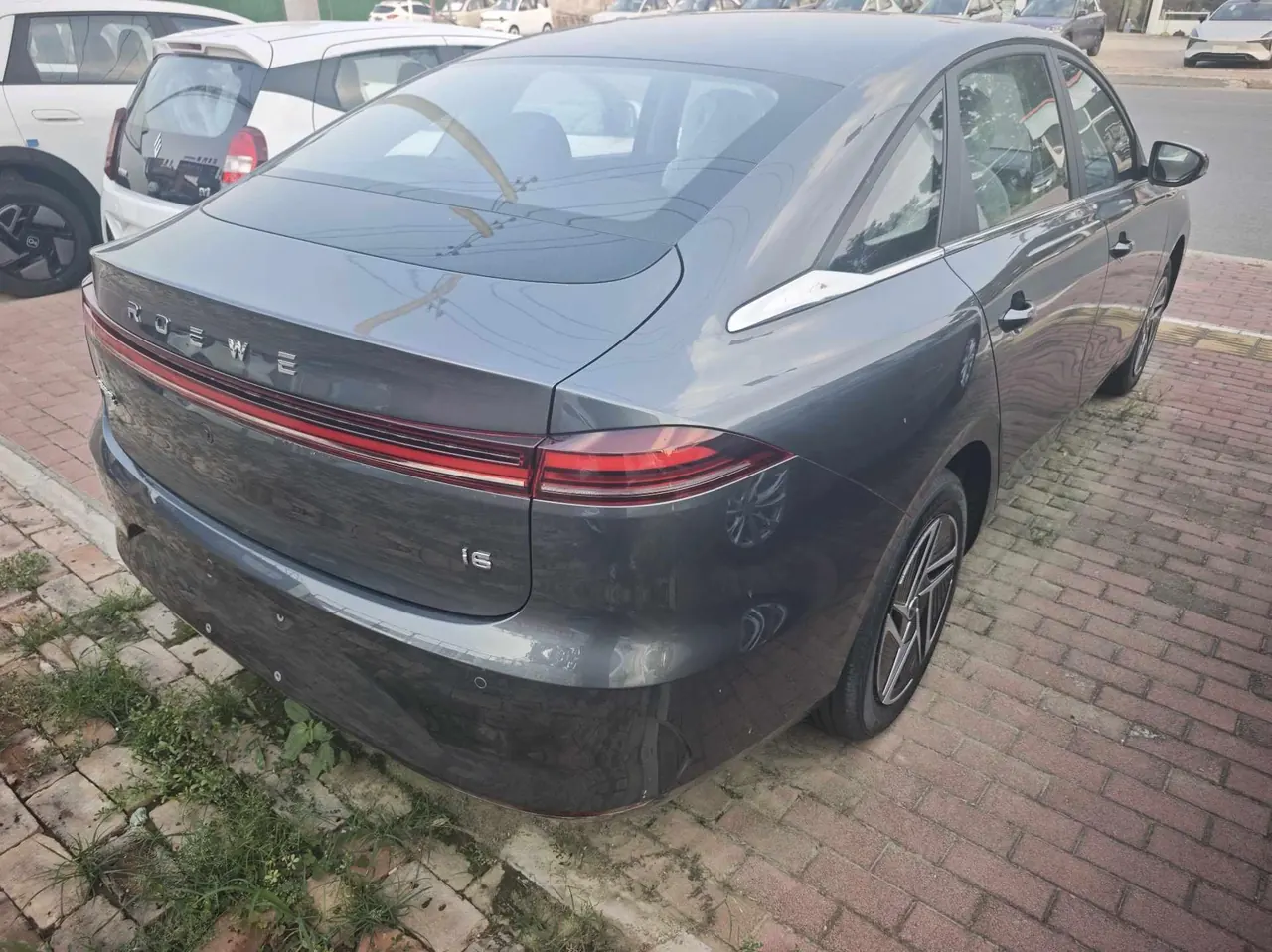 Roewe 2026 i6 1.5 stepless long-term automatic gear 5