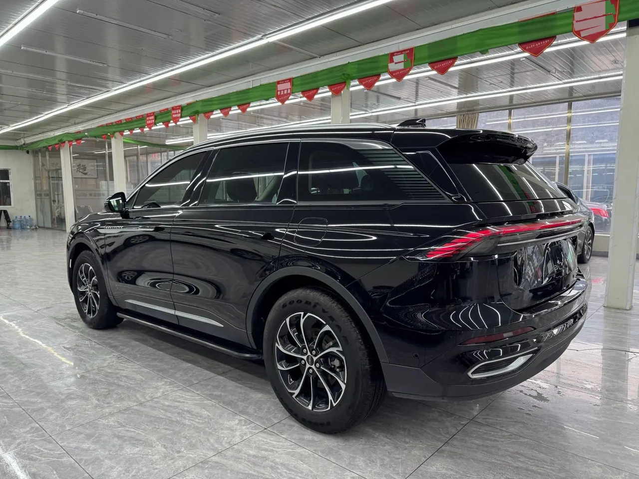 Lincoln 2023 Voyager 2.0T 4-wheel drive exclusive automatic gear 9