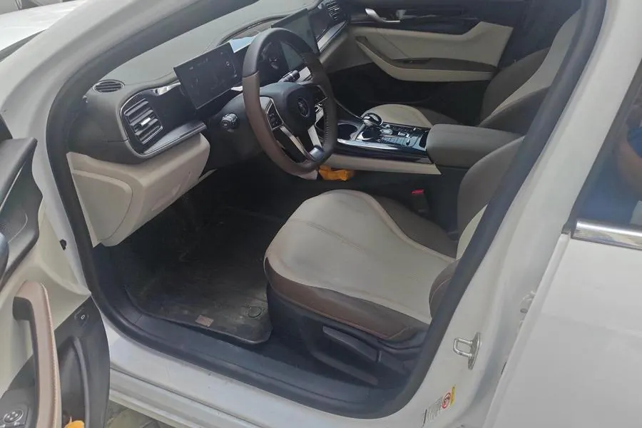BYD 2024 Qin PLUS DM-i 1.5 stepless glory version 55KM leading automatic gear 3