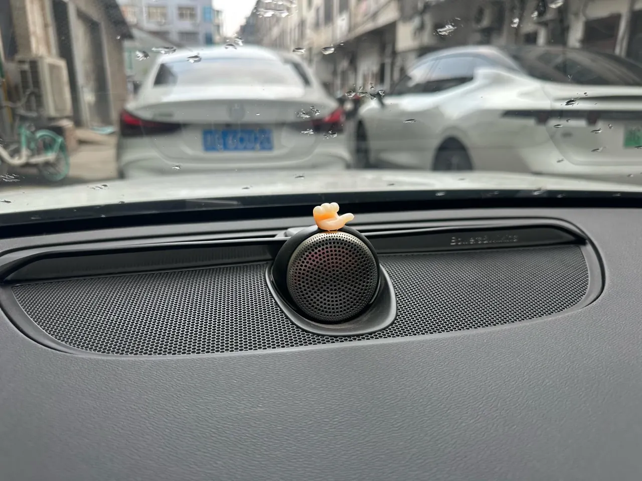 Volvo 2024 S60 48V 2.0T B4 Zhiyi Deluxe Edition Automatic Gear 3