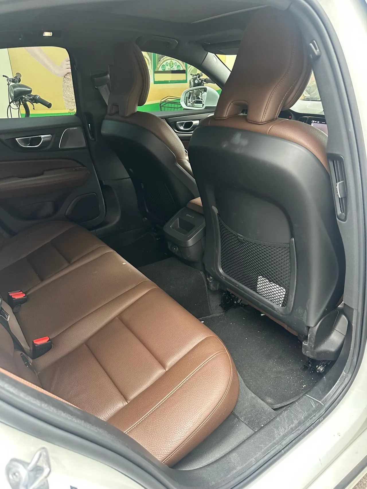 Volvo 2024 S60 48V 2.0T B4 Zhiyi Deluxe Edition Automatic Gear 7
