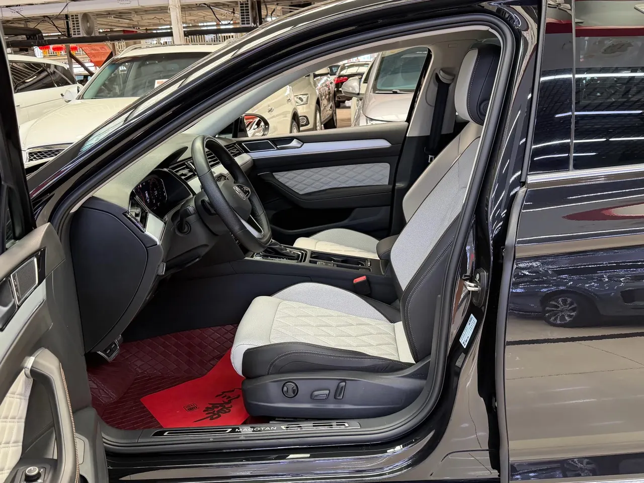 Volkswagen 2024 Magotan 2.0TSI 330TSI 2 million luxury automatic gear 6