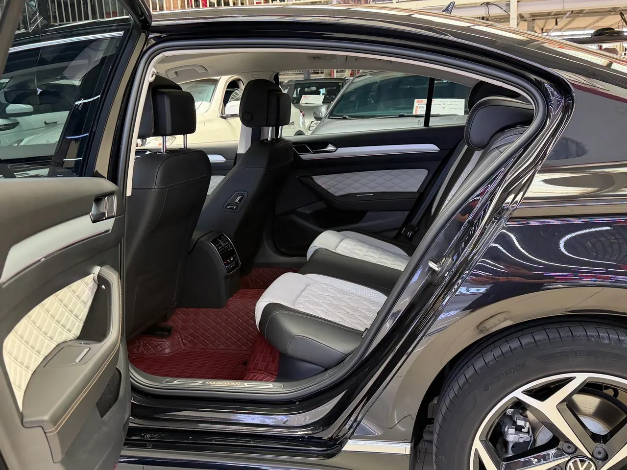 Volkswagen 2024 Magotan 2.0TSI 330TSI 2 million luxury automatic gear 7