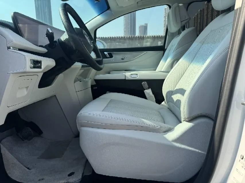 Buick 2024 GL8 Lu Zun PHEV 1.5T Luxury Edition 7-seat Automatic Gear 6