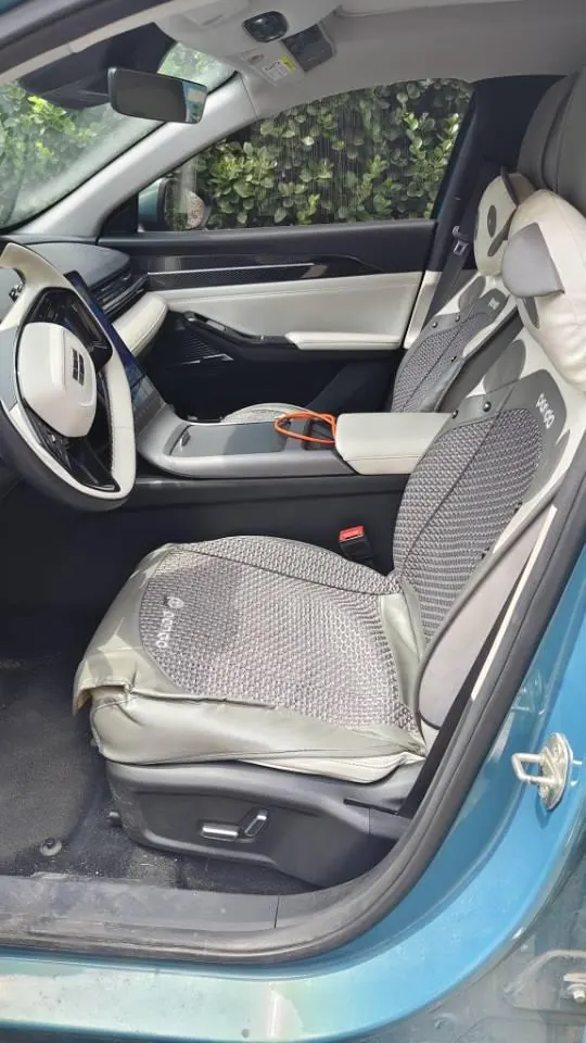 Geely Galaxy 2023 L6 1.5T 125km Starship Automatic Gear 3